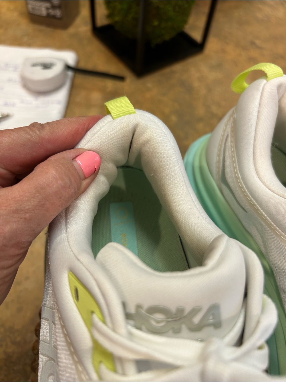 Hoka One Bondi 8 Running Shoe Blanc/Sunlit Ocelon Colorway - Picture 7 of 11